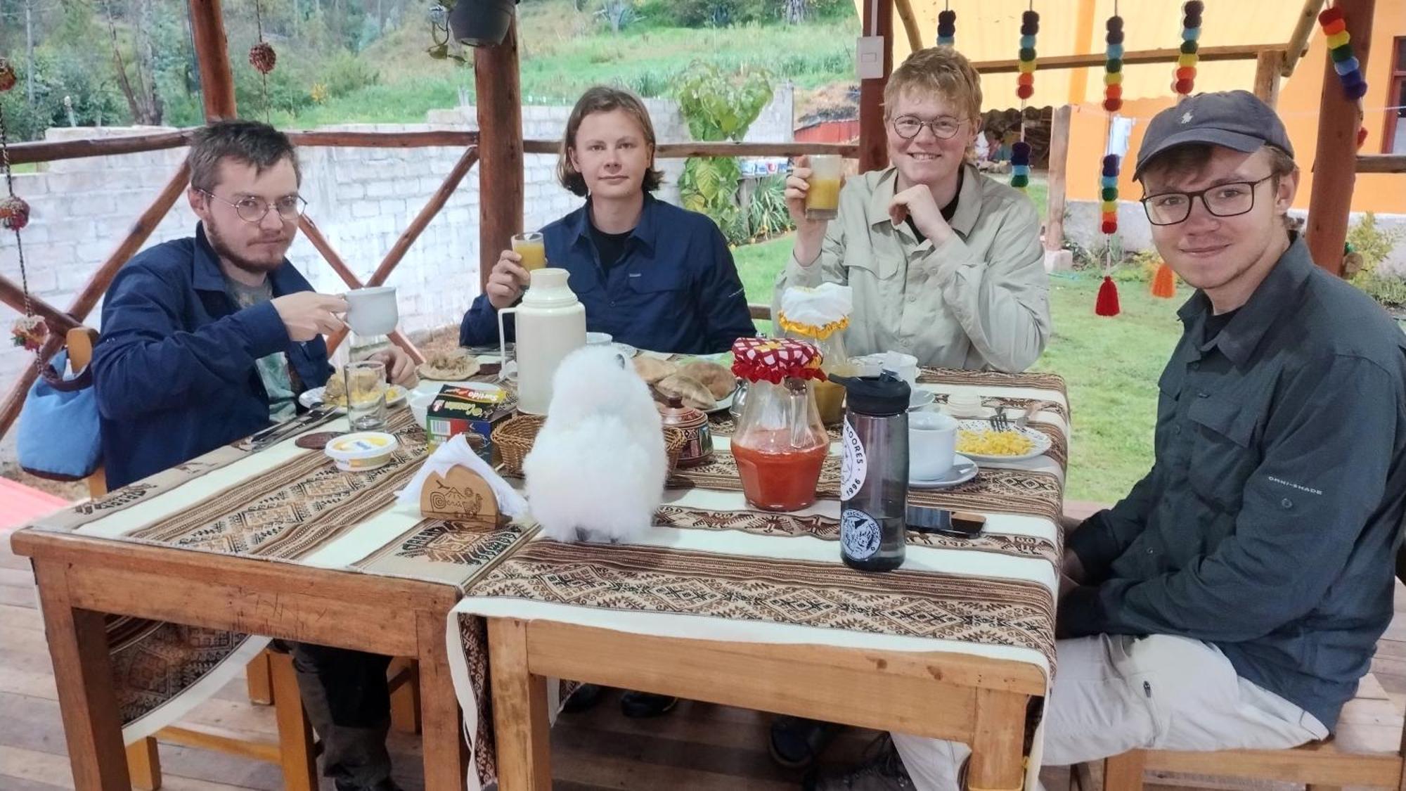 ホテル The Wooden House Choquequirao Cachora エクステリア 写真