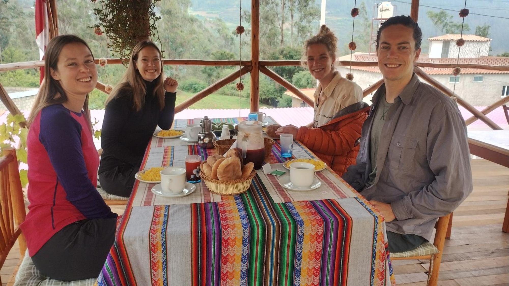 ホテル The Wooden House Choquequirao Cachora エクステリア 写真
